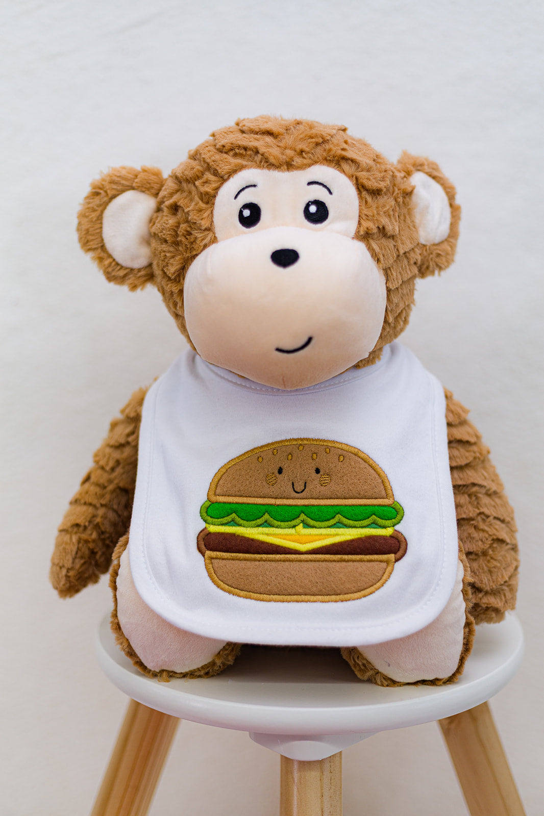 food 0-6 month baby applique bib