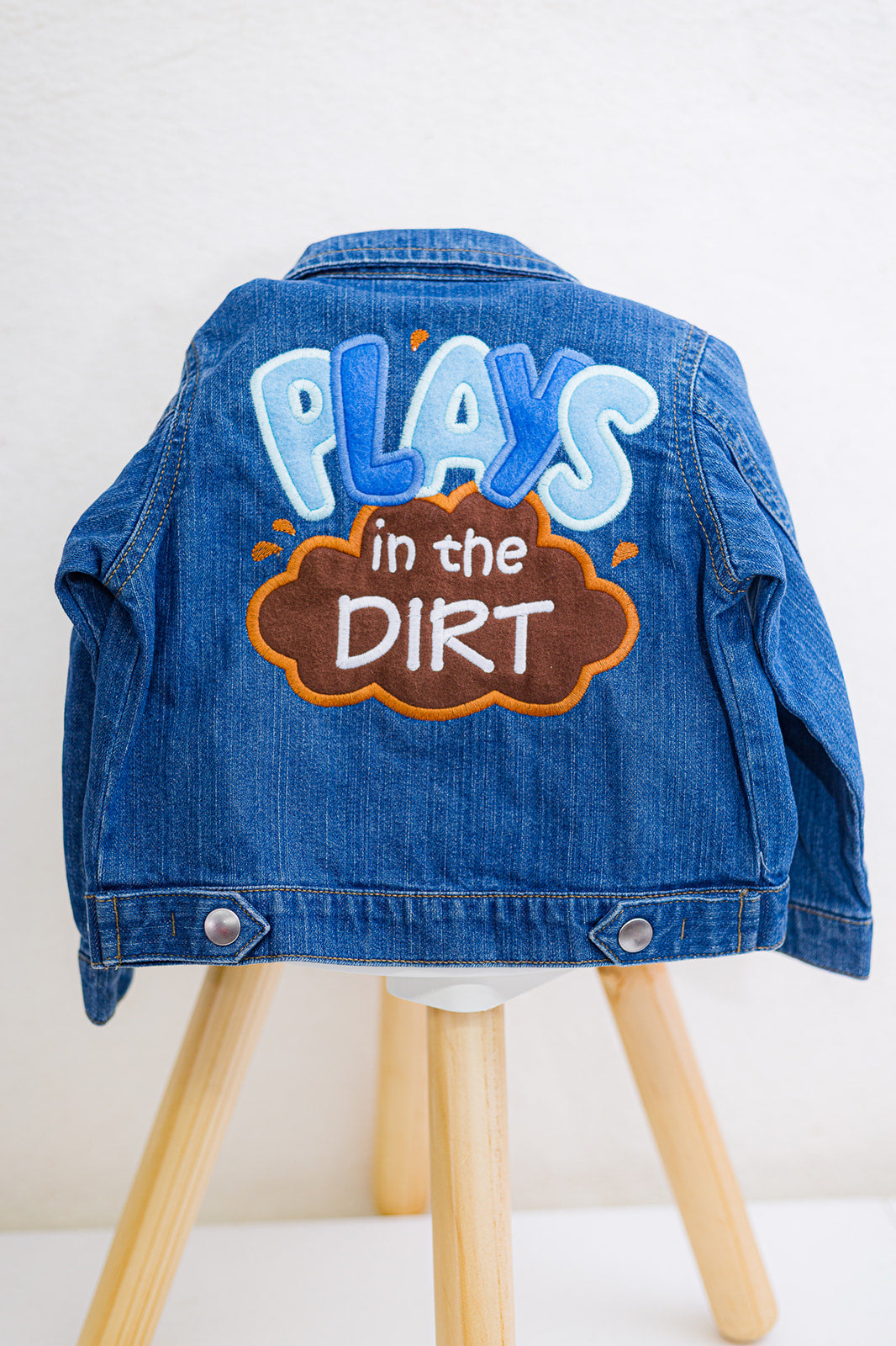 plays in dirt jean jacket