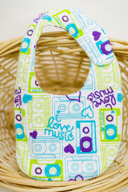 music quilted flannel bib